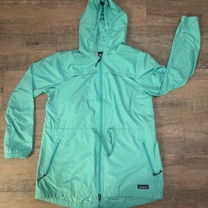 EUC Patagonia Rain Jacket